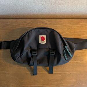Fjallraven Black Belt Bag